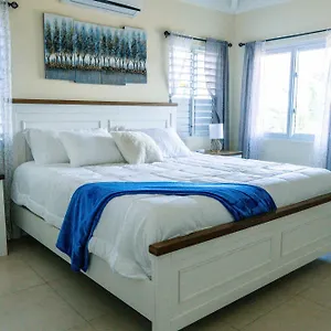  Villa Coastal Haven In Richmond Estate - Your Tropical Oasis